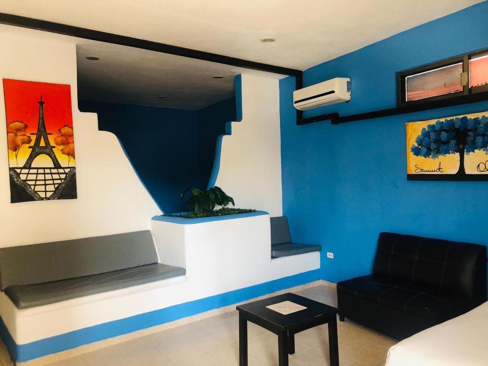 Easy Hotel Playa del Carmen Exterior foto